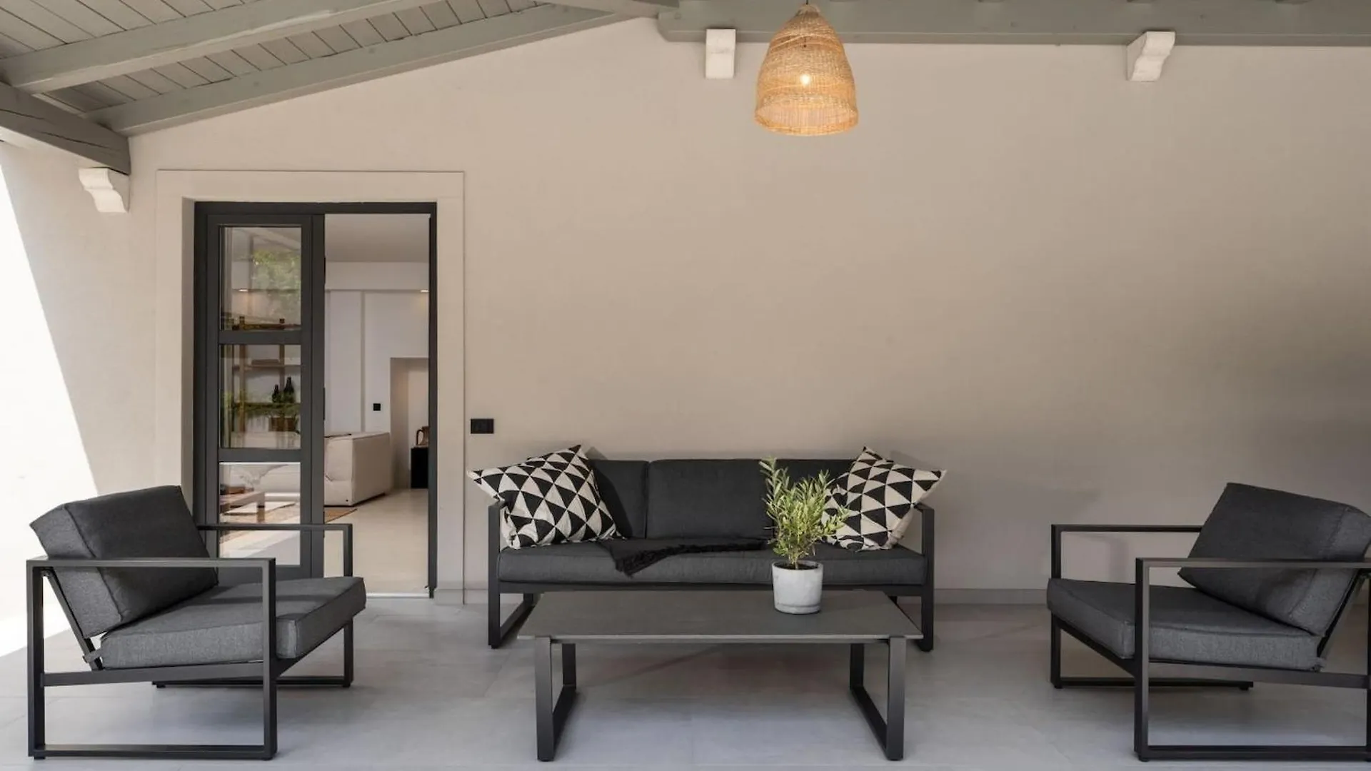 Modern Villa Molindrio With Pool In Porec