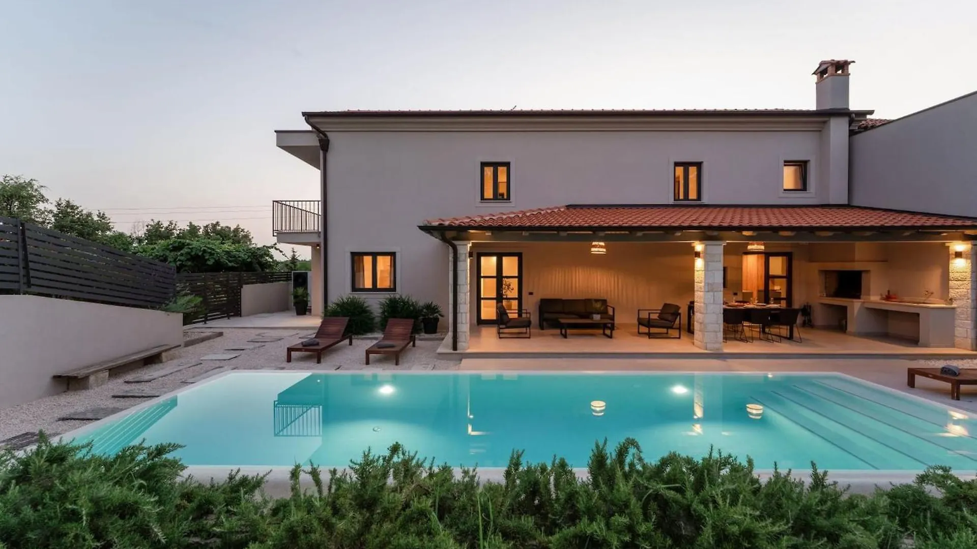 Modern Villa Molindrio With Pool In Porec